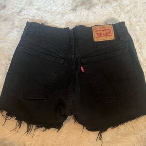 levi’s denim shorts